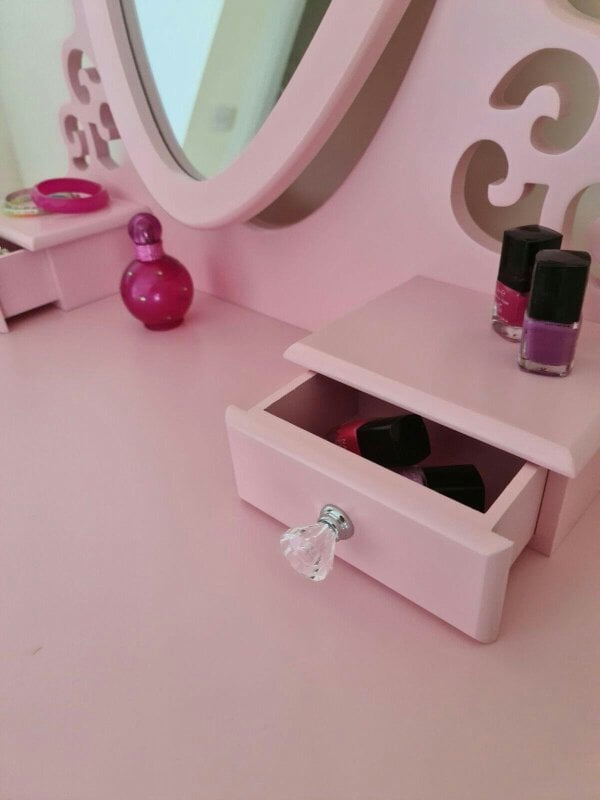 Kosy Koala Dressing Table with Heart Shaped Mirror and Stool Makeup Vanity Mirror Hollywood Table