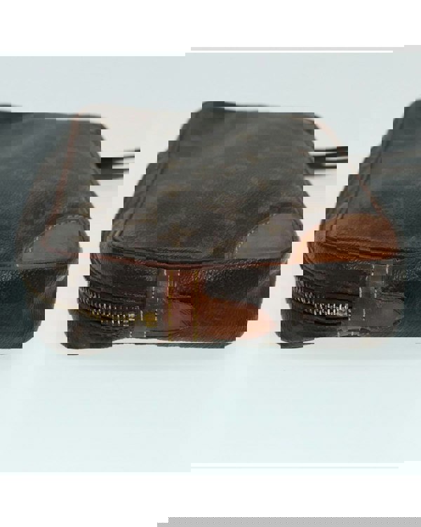 186342826.jpg