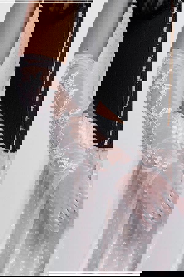 Floral Embroidered Mesh Gloves AC12