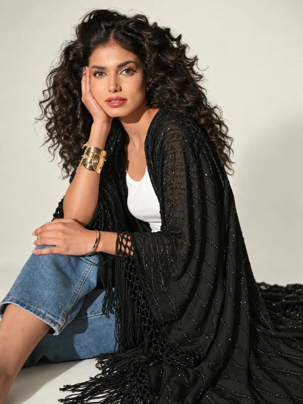Rose & Nancy Fi Black Statement Hand Embellished Fringe Trim Kimono