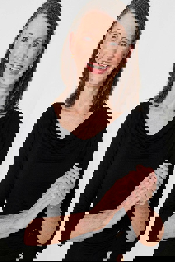 Black | Button Detail Ruched 3/4 Sleeve Top
