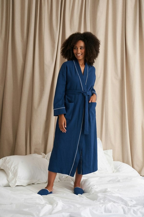 Pretty You London Women's Luxury Suite Waffle Robe Dressing Gown in Marine Blue