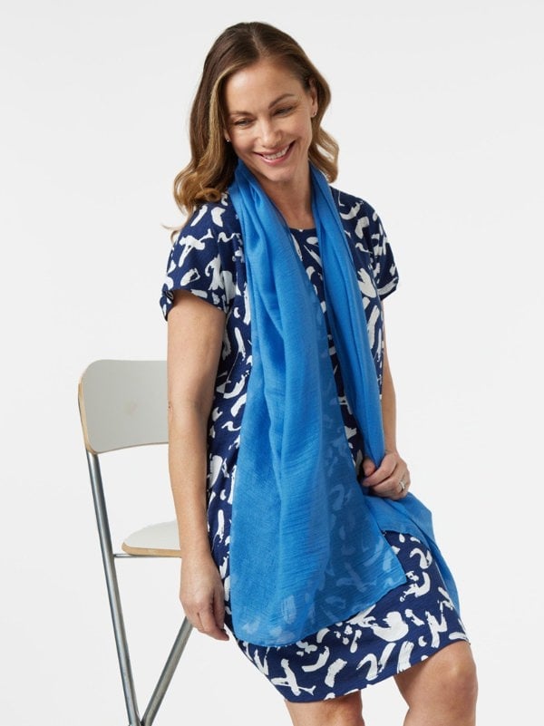 PennyPlain Textured Scarf - Ultramarine Blue