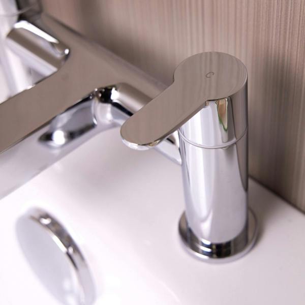Flode Omberg Bath Filler - Polished Chrome Finish