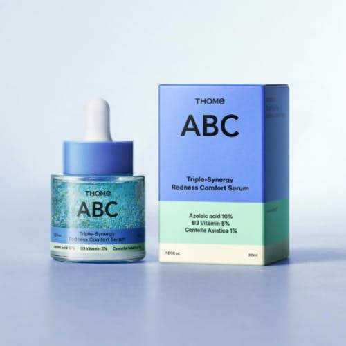 Calming blue-tinted texture of THOME ABC Redness Serum – Lightweight, non-greasy Korean serum for sensitive skin at Atelier De Glow UK.