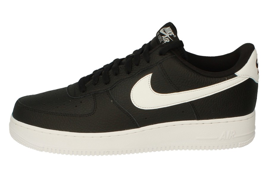 Nike Air Force 1 07 Mens Trainers CT2302 002