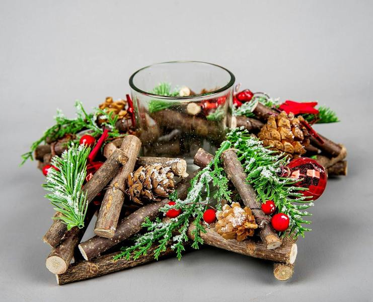 22cm Rustic Wooden Star Tealight Candle Holder with Removable Glass Jar and Festive Red Decoration image 3