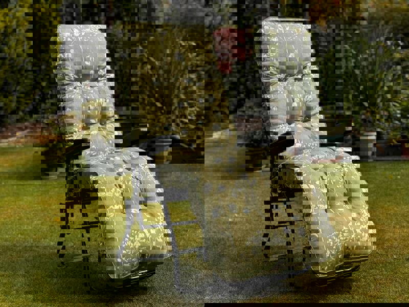 Deluxe Garden Relaxer - Renaissance Rouge 99cm x 58cm x 73cm Renaissance Sage (Green Frame) The Garden Furniture Shop