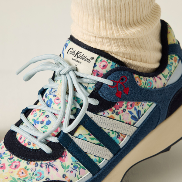 Regatta Womens Cath Kidston Harmony Ditsy Suede Trainers - Cream/Navy