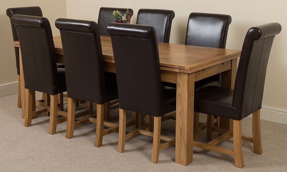 That's Furniture Richmond Large Oak Extending Dining Table with Washington Leather Chairs