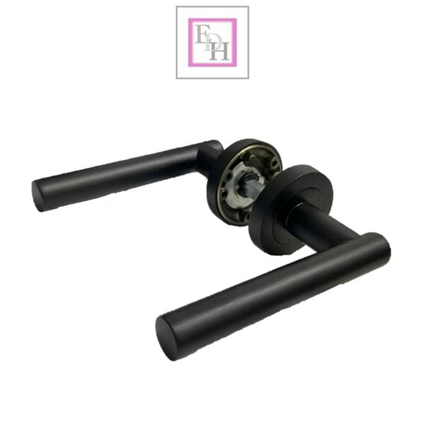 EDH Door Hardware Matt Black T Bar Door Handles on Round Rose – Straight Lever Handle 6 Pairs
