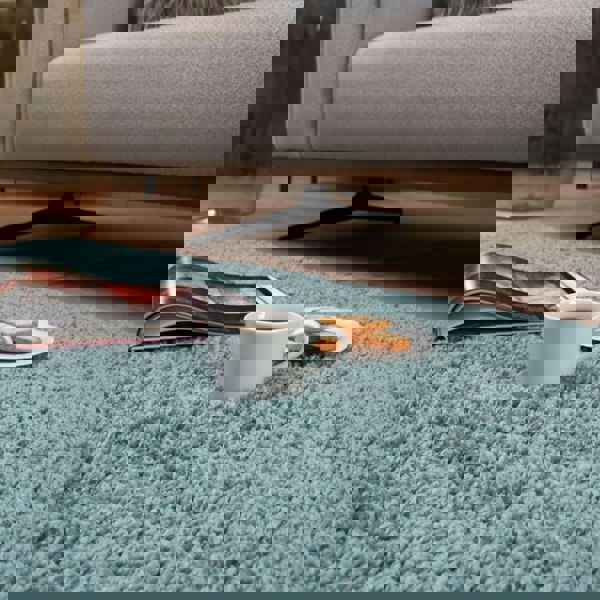 Shaggy duck egg blue rug high quality, thick pile 30 mm, easy to clean.