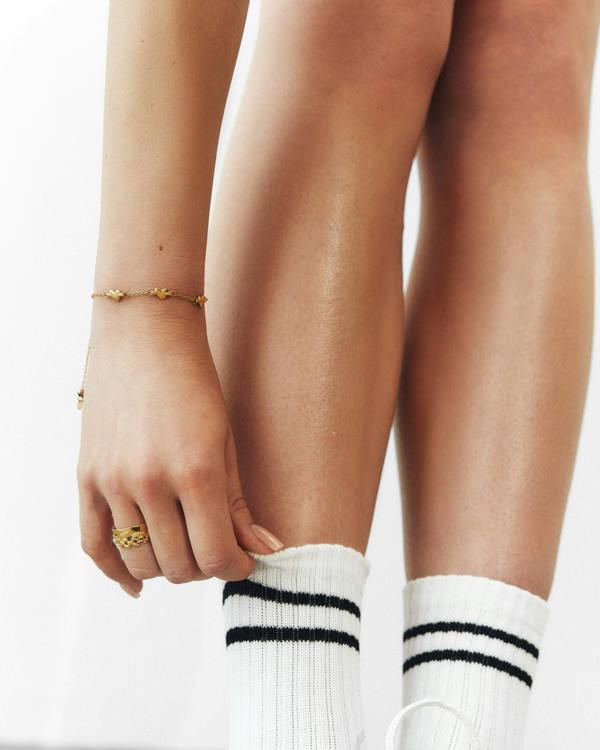 Elk & Bloom Forever Hearts Triple Heart 15K Gold Plated Bracelet
