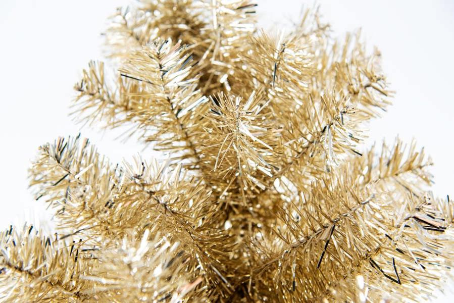 4ft to 7ft Champagne Gold Artificial Christmas Tree with Hinged Branches and Foldable Stand image 3
