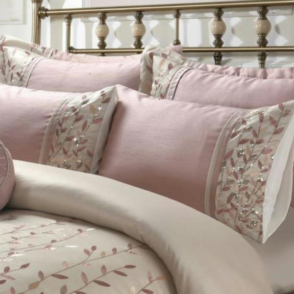 Marie Pink Duvet Cover Set