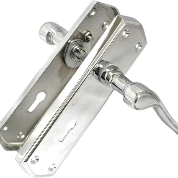 EDH Door Hardware Stellar Lever Lock Door Handles 167mm – Polished Chrome – 1 Pair