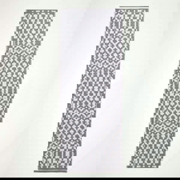 HOMESCAPES Outdoor Rug Luxury Waterproof Reversible Recycled, For Garden, Zoe Geometric