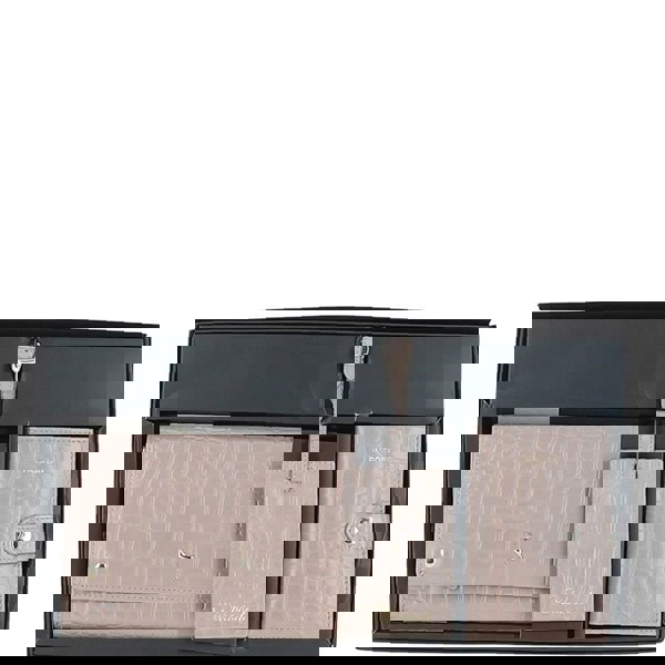 Ashwood 'Wise Tour' Real Leather Women's Gift Travel Set