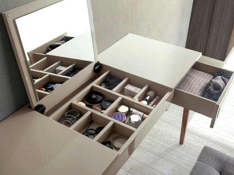 Angel Cerdá Grey Wood and Walnut Dressing Table With Mirror 7001