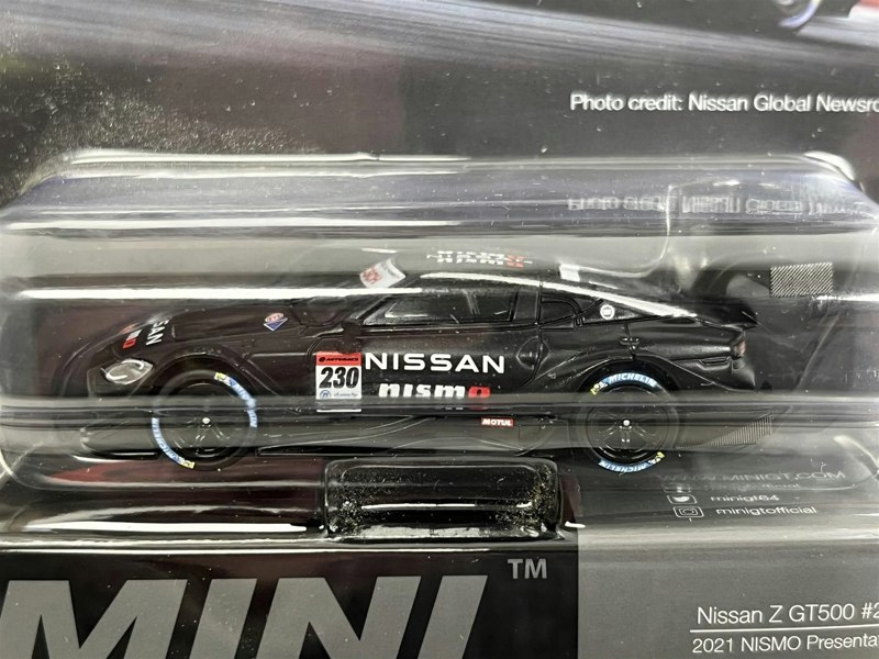 Mini GT Nissan Z GT500 #230 2021 Nismo Presentation 1:64 Mini GT MGT00755L