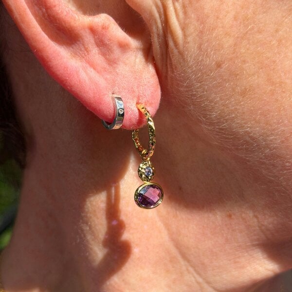 Reeves & Reeves Iris Hoop Earrings - Gold - Amethyst