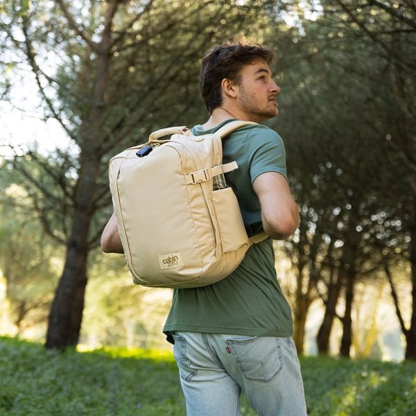 CabinZero Classic Tech Backpack 28L