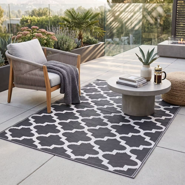 HOMESCAPES Outdoor Rug Luxury Waterproof Reversible Recycled, For Garden, Nola Geometric