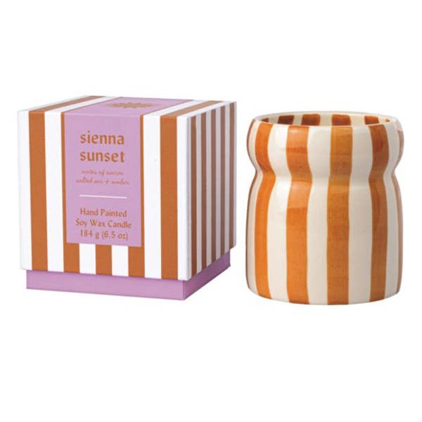 Notes of warm salted air & amber  Top notes: Sea Salt, Sparkling Aldehydes, Citrus Ozone, Eucalyptus.