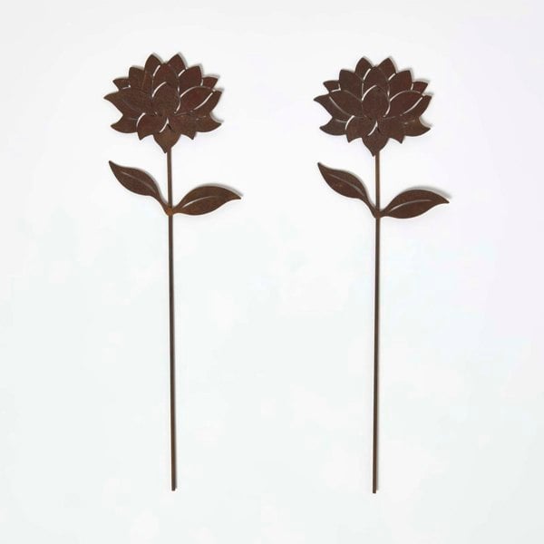 HOMESCAPES Steel Dahlia Garden Stake Decorations, Set of 2