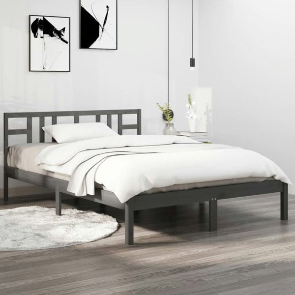 Berkfield Bed Frame Grey Solid Wood 135x190 cm Double