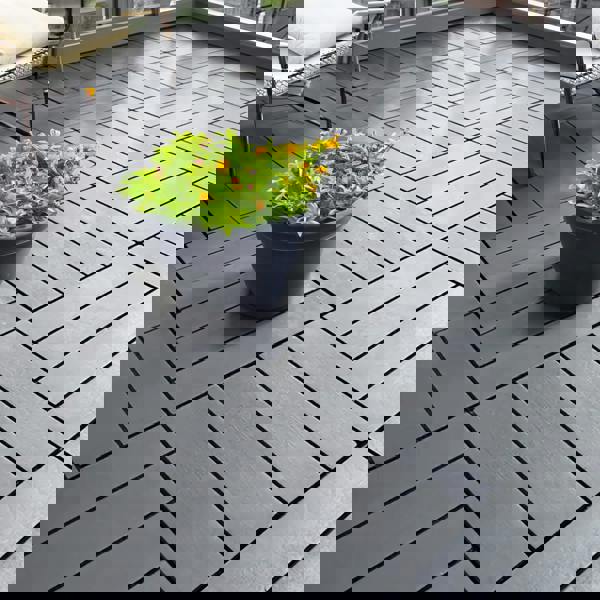 Nicoman Polydeck PVC Decking Tiles