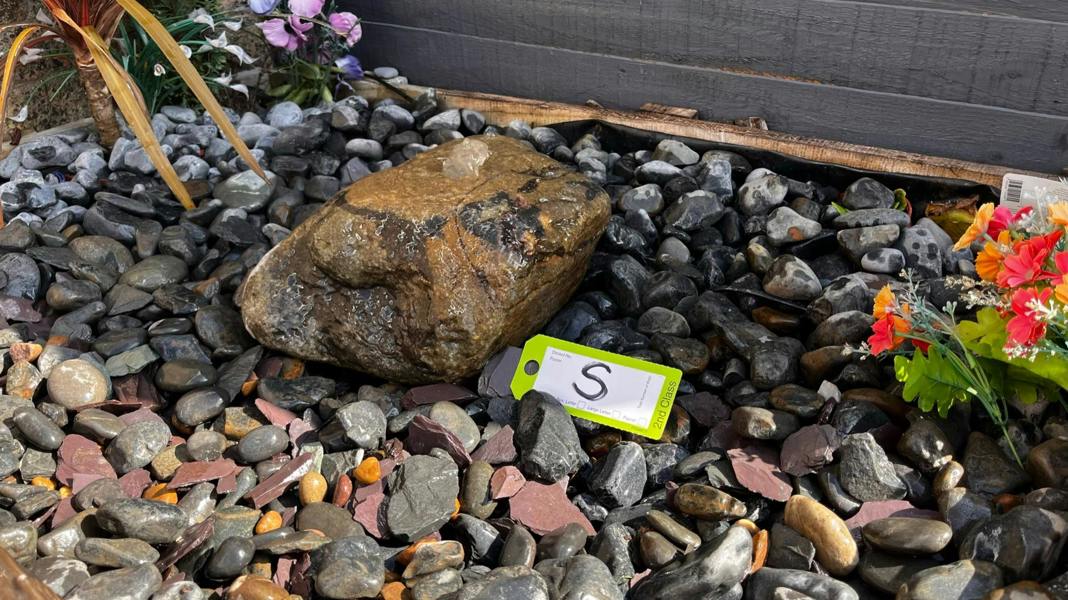 Drilled Natural Bouler S Water Feature