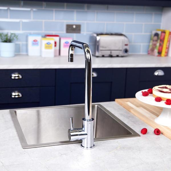 Flode Dellen | Single Lever Kitchen Sink Mixer Tap with Swivel Spout | Square Neck Design | Polished Chrome Finish