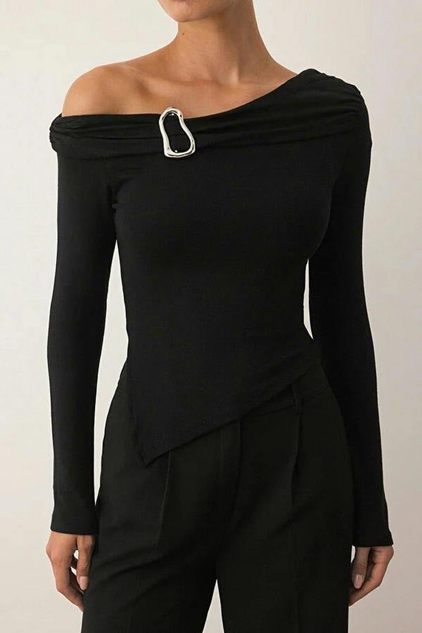 WOVCOR Asymmetrical Neckline Fitted Knitted Blouse with Accessory Details