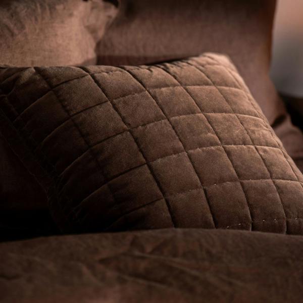 Soak&Sleep Chocolate Velvet Cotton Bedspread and Cushion Bundle