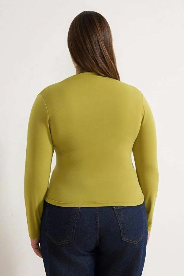 WOVCOR Gathered Detail Long Sleeve Knitted Plus Size Blouse