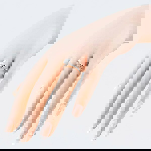 T. H. Baker 9ct White Gold Certified Lab Grown 1.00ct Brilliant Cut Diamond Solitaire Ring LGR21614-100 (WG)