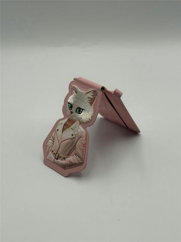 Nimmy Friends Nimmy Fashion & Cute White Cat Series Embroidery Magnetic Stand with MagSafe Pink - N-CXMC-ZJKT-04