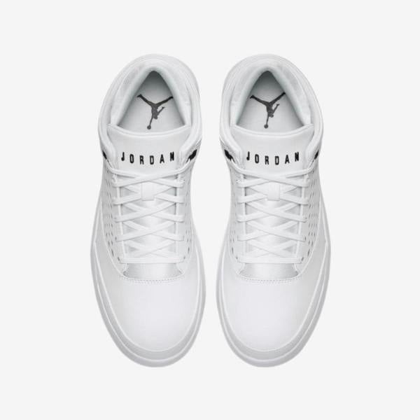 Nike Sneakers   in  White