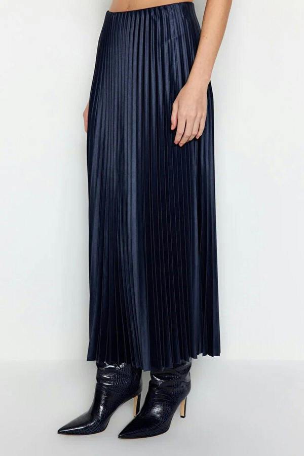 WOVCOR Pleated Maxi Stretch Knit Skirt