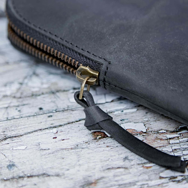 Paper High Buffalo Leather 14 inch Laptop Case