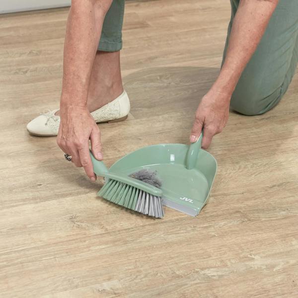 JVL Dust Pan And Brush Set - Green