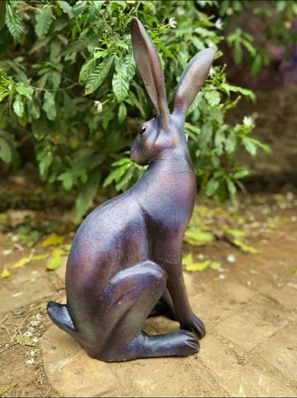 Inspirational Gifting Sitting Hare Garden Sculpture Ornament Cast in Aluminium