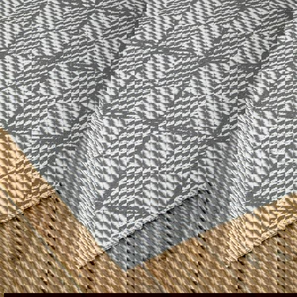 Samuel Alexander 1.5m x 2.1m Alexandria Large Outdoor Alfresco Patio Rug Mat in Grey