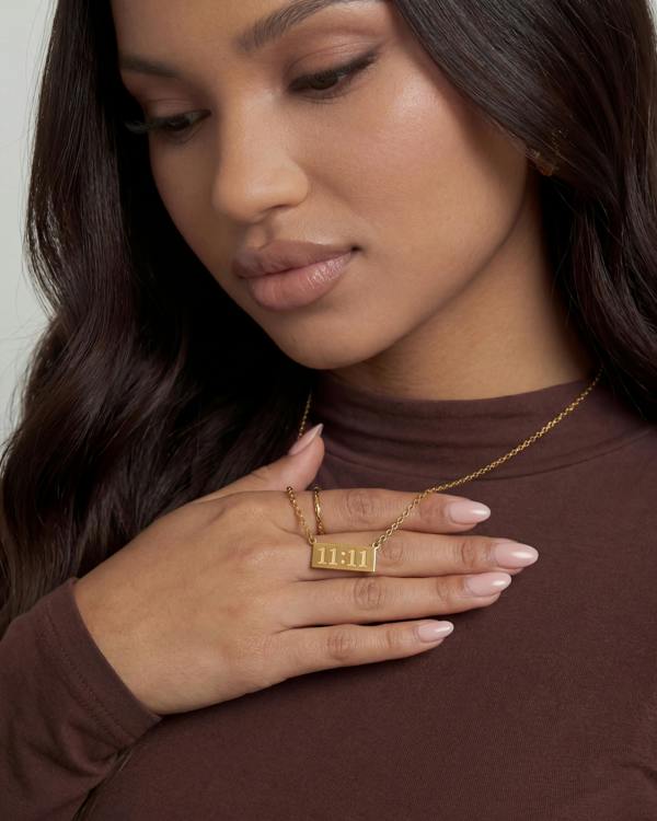 Elk & Bloom 14K Gold 11:11 Universal Sign Pendant Necklace