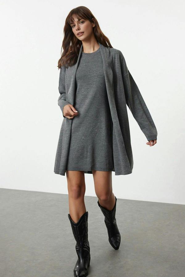 WOVCOR 2-Piece Mini Knit Cardigan-Dress Set