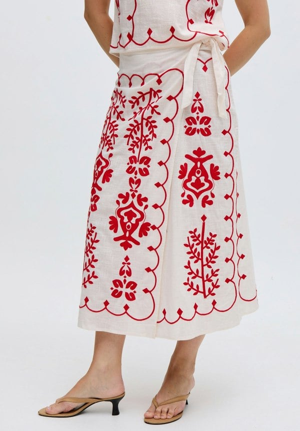 Fraya Cross Hatch Embroidered Wrap Midi Skirt In White