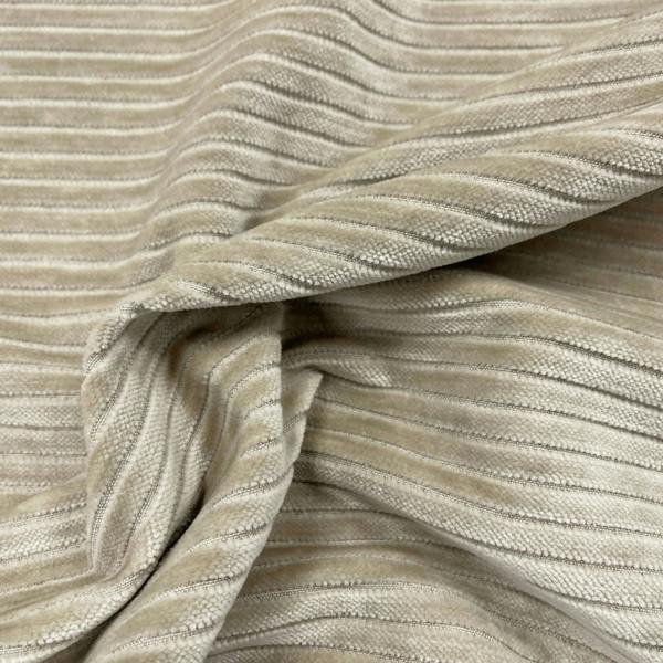 Larissa fabric close-up in Pashmina