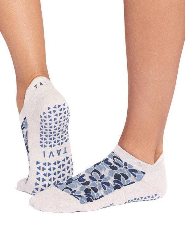 Tavi Savvy Grip Yoga Socks