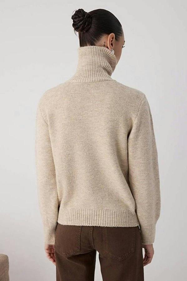 WOVCOR Knit Sweater with Zipper Detail